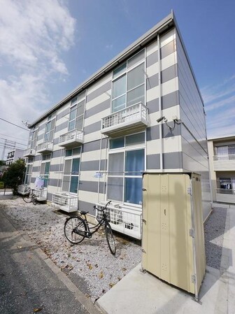 レオパレスプラクトピアの物件外観写真